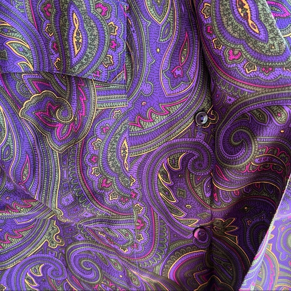Linda Allard for Ellen Tracy 90’s Silk Paisley Button Front Shirt. - Picture 4 of 9